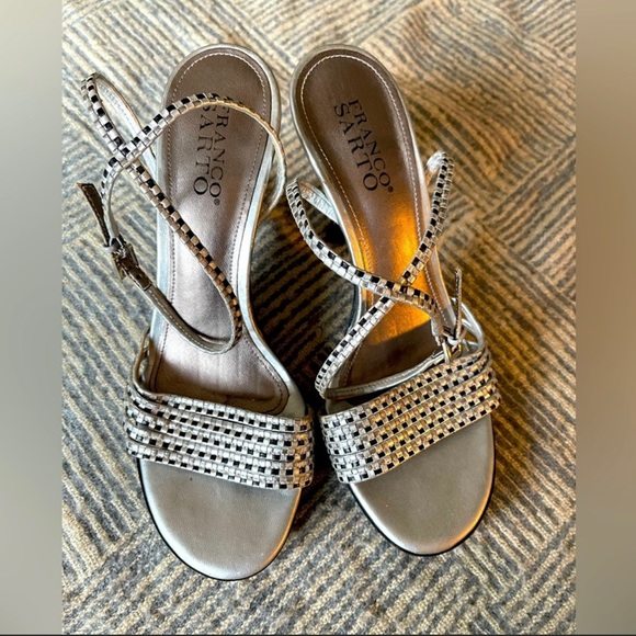 Franco Sarto pumps - Picture 2 of 3
